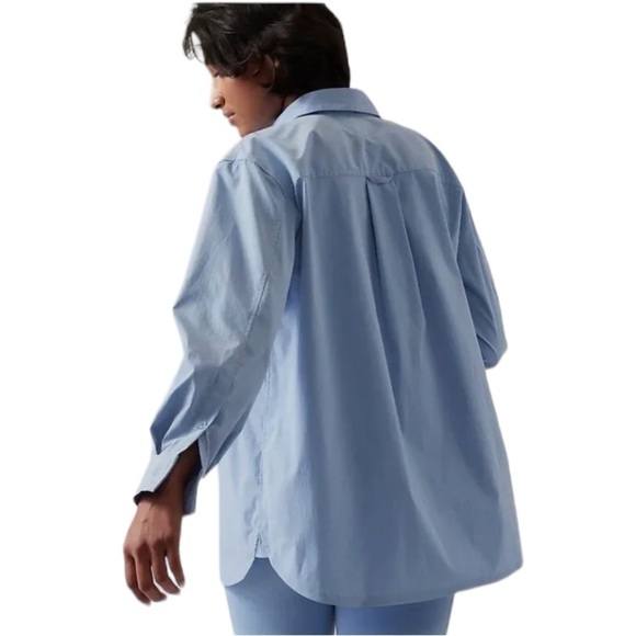 Athleta Performance Poplin Top Oversized Heron Blue Medium 882549 - Picture 11 of 13